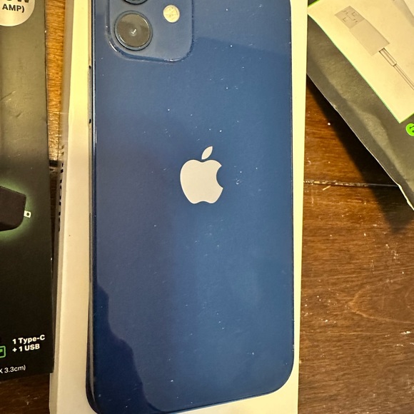 iPhone 12 blue @ accessories - Picture 9 of 15